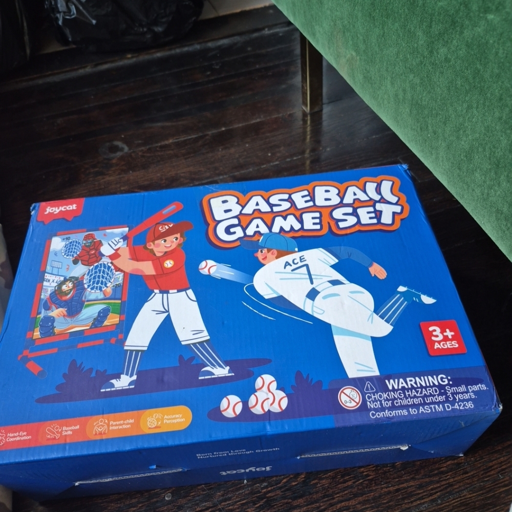 JoyCat Toss and Catch Ball Game Set,Toddler Baseball Glove,Beach White Red